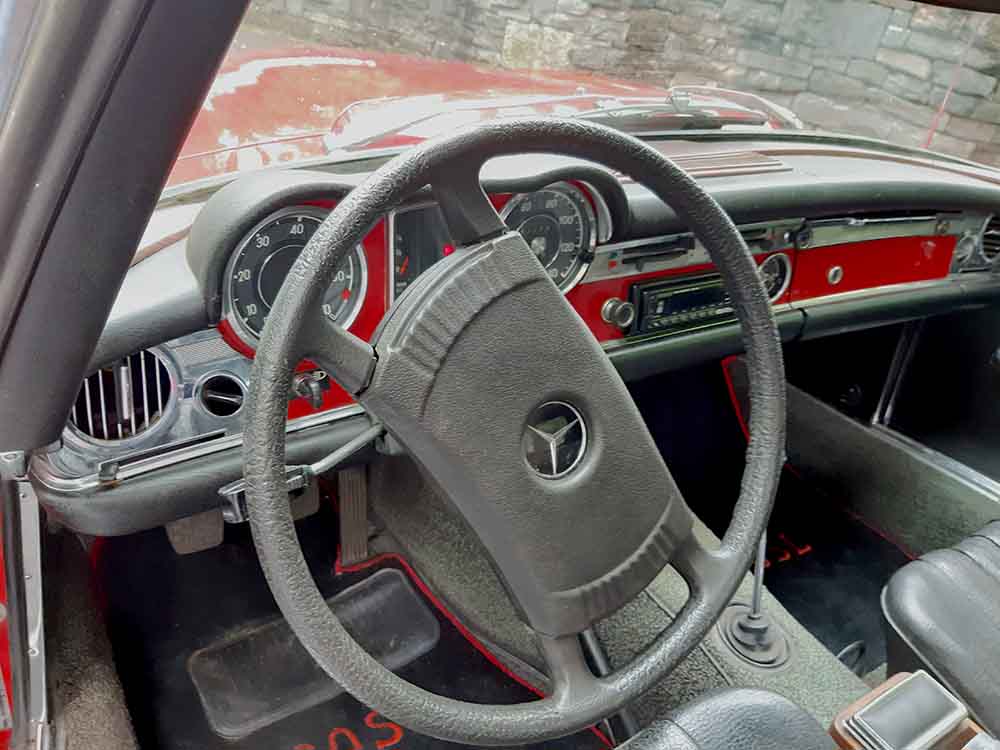 Mercedes W113 Pagoda 280SL Dashboard and Steering Wheel
